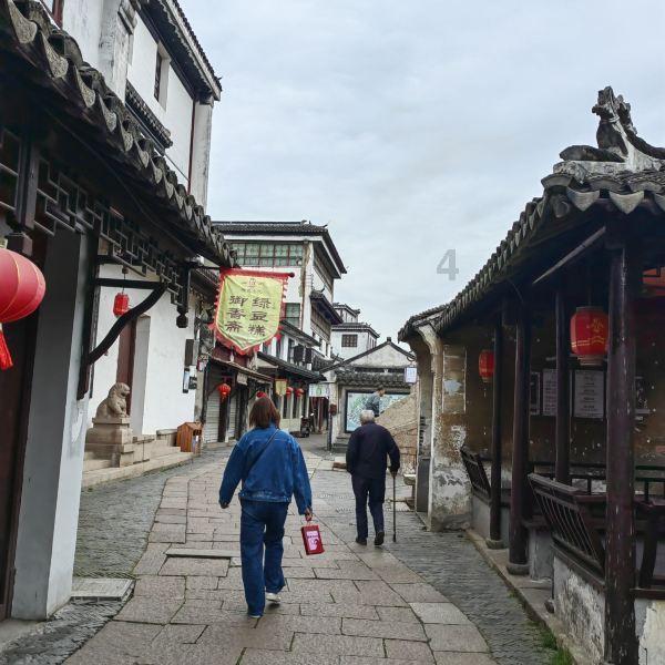 “黑客”收费帮找回QQ号? 警方揭穿“虚假服务骗局”
